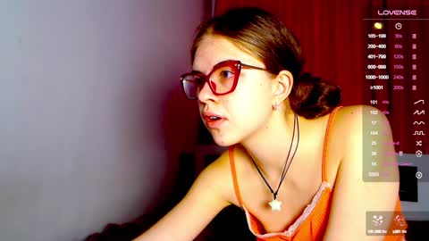 Sarah online show from December 6, 12:16 pm