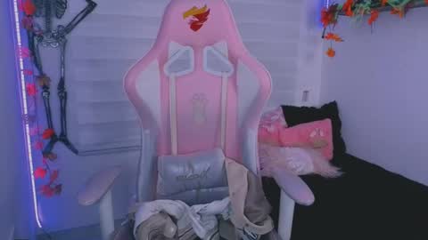 Sarah Ramirez online show from October 23, 3:06 am