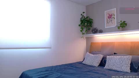 sarah_rayy online show from February 9, 8:46 pm