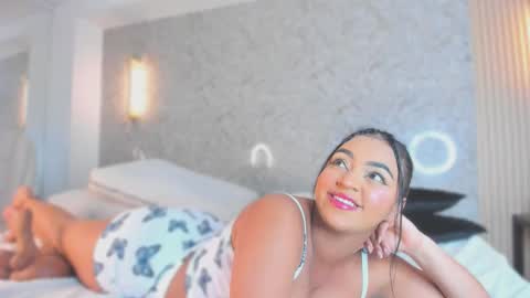 sarah online show from October 6, 3:26 am