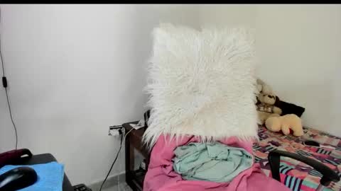 Sarah online show from November 2, 7:11 am