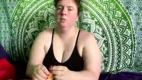 Sarah online show from August 1, 5:56 pm