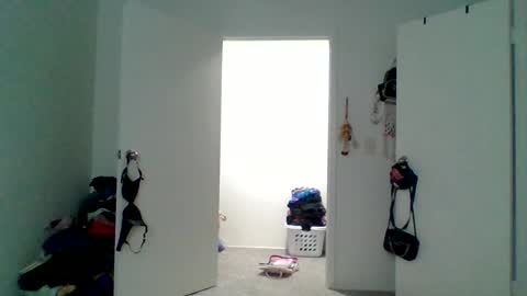 Snapshot of sarahbear642 chatting on June 18, 8:02 pm sarahbear642 online show from June 18, 8:02 pm