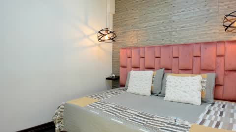 Sarah Deyvis online show from January 21, 8:54 pm