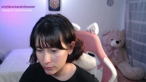 sarahdressler online show from December 6, 2:02 am