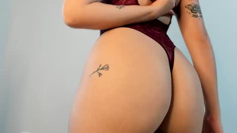 sarahgrant_ online show from December 26, 5:04 am