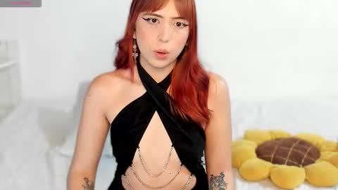 sarahgrant_ online show from October 9, 3:15 am