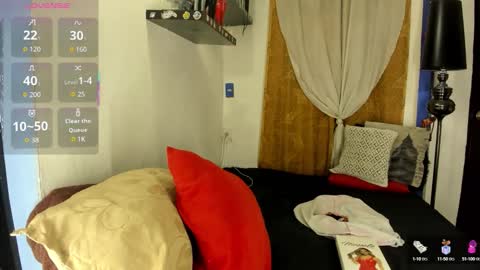  SARAHJEY     online show from October 25, 4:24 pm