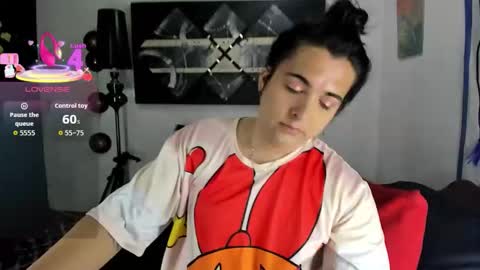 Snapshot of sarahjey chatting on January 11, 12:15 am SARAHJEY online show from January 11, 12:15 am