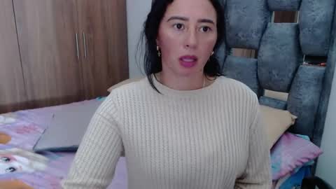 Lia online show from January 27, 7:35 pm