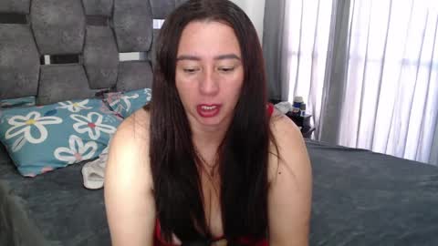 Lia online show from May 3, 12:00 pm