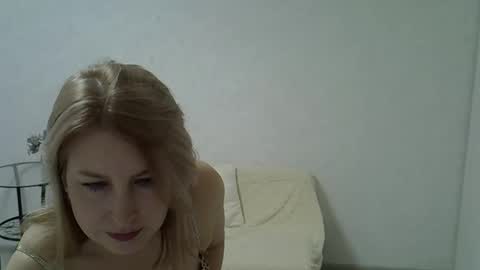 sarahphelps online show from March 18, 6:33 pm