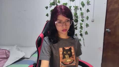 Sarah  online show from March 15, 3:29 pm