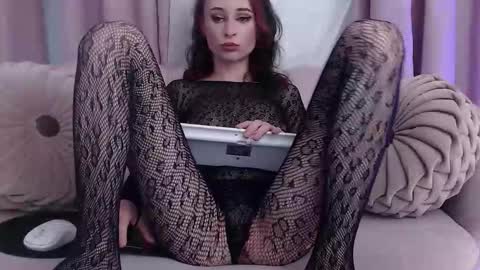  Sarai  online show from September 13, 8:41 pm