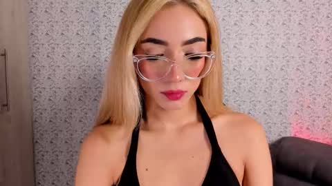 Sara jones   online show from March 9, 6:34 pm