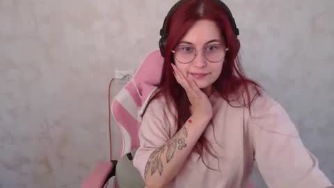 Sara online show from July 2, 12:22 pm