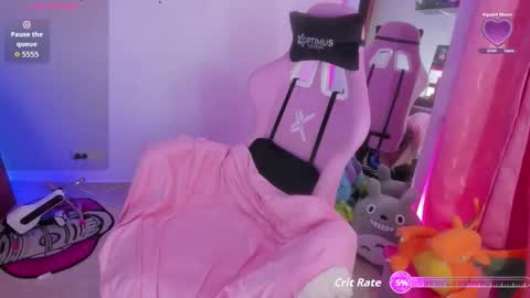 sara  online show from November 11, 12:54 am