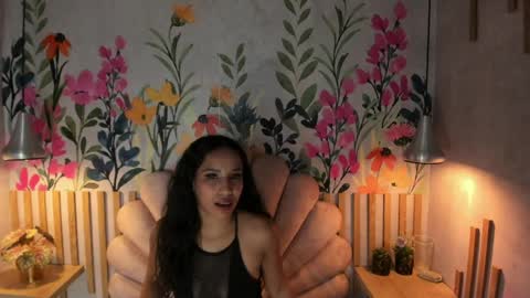 Snapshot of saramyers chatting on May 29, 1:58 am Sara online show from May 29, 1:58 am