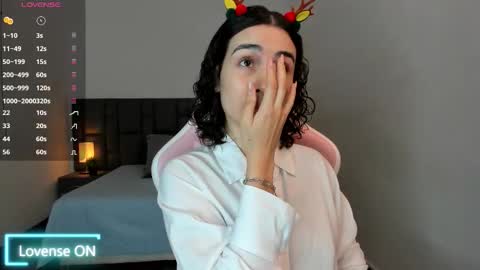 Sara online show from December 16, 12:32 pm