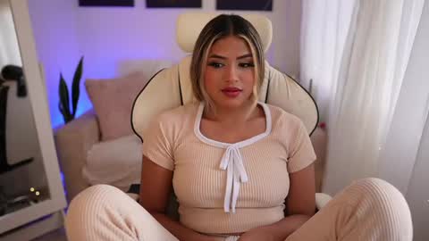 Sara online show from January 9, 9:47 pm