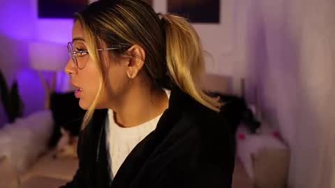 Sara online show from February 13, 1:40 am