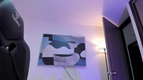 I am Sara  online show from March 17, 10:24 pm