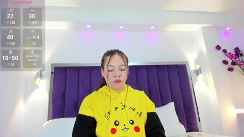 Sara   online show from February 7, 10:52 pm