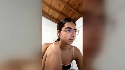 sarasaenz999 online show from March 26, 2:11 pm