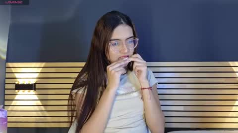 Sara online show from December 21, 7:10 pm