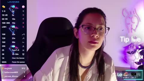 Snapshot of sarasavaagee chatting on February 26, 3:53 am Sara online show from February 26, 3:53 am