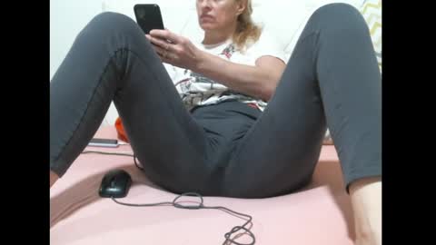 sarasexx33 online show from February 17, 4:20 am