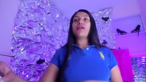 sarastonesx online show from November 23, 4:01 am