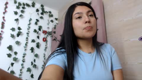 sarastonesx online show from July 30, 4:00 am