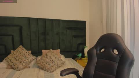      online show from October 24, 12:19 am