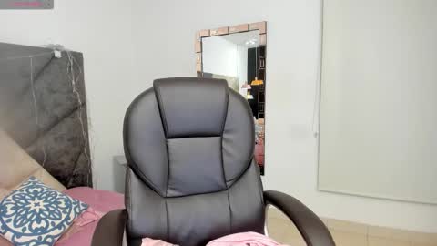      online show from November 4, 12:10 am