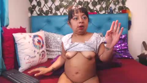 Sara Wills online show from February 27, 2:28 pm