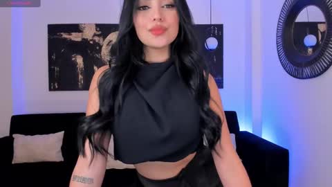 Snapshot of sarawinstone_ chatting on February 12, 8:07 pm Sara Winstone online show from February 12, 8:07 pm