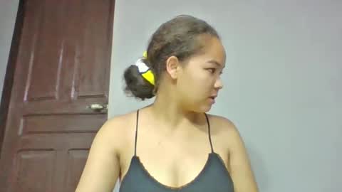 sarhon917962 online show from May 11, 7:47 am