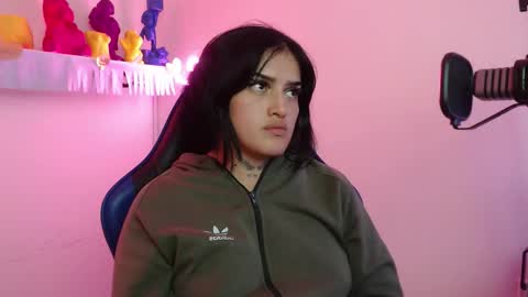 Sari  online show from October 7, 10:01 am