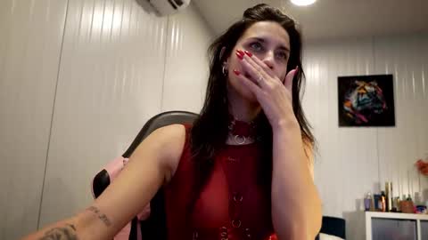 Sarissa online show from February 20, 4:18 pm