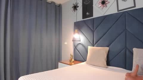 Sara  online show from November 26, 4:02 am