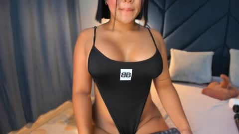 Sara  online show from February 7, 4:38 am