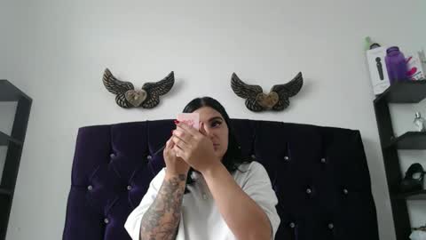 Sara online show from February 7, 5:38 pm