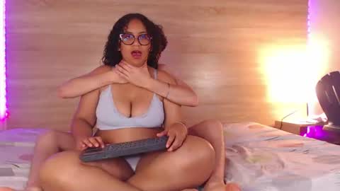 Sasha Y Felipe online show from June 30, 4:02 am