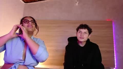 Sasha Y Felipe online show from July 16, 1:33 am
