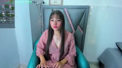 Snapshot of sasha_46 chatting on June 13, 12:58 pm Sasha online show from June 13, 12:58 pm