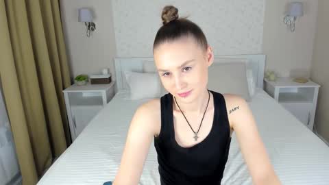 Snapshot of sasha__meow chatting on November 6, 12:55 am sasha meow online show from November 6, 12:55 am