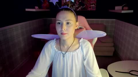 Snapshot of sasha__meow chatting on December 15, 10:52 am sasha meow online show from December 15, 10:52 am