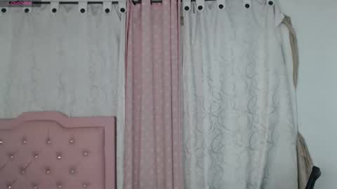 sasha_bigboobs_ online show from May 15, 10:28 pm