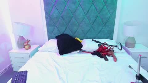 Sasha online show from November 6, 3:18 am